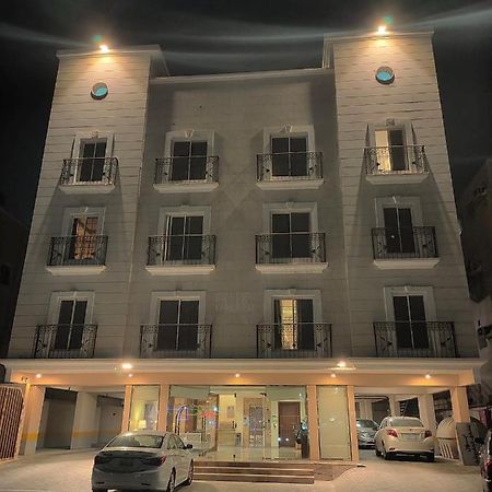Asfar Plaza Aparthotel Ал Хубар Екстериор снимка